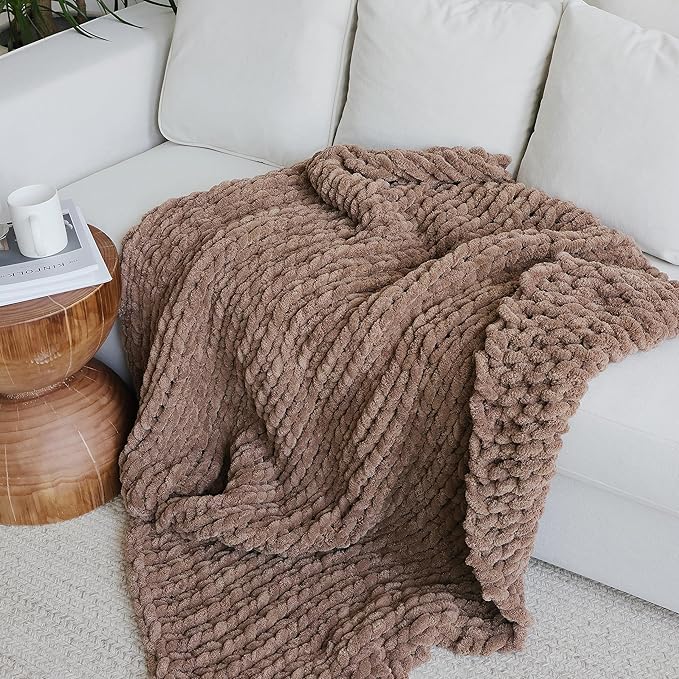 Maetoow Tighter Version Chenille Chunky Knit Blanket Throw (60×80 Inch), Handmade Warm & Cozy Blanket Couch, Bed, Home Decor, Soft Fleece Banket, Boho Thick Blankets and Giant Yarn Throws,Brown
