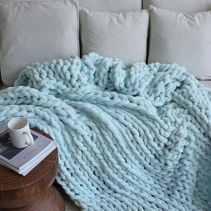 Maetoow Chenille Chunky Knit Blanket Throw (30×40 Inch), Handmade Warm & Cozy Blanket Couch, Bed, Home Decor, Soft Breathable Fleece Banket, Christmas Thick and Giant Yarn Throws, Baby Blue