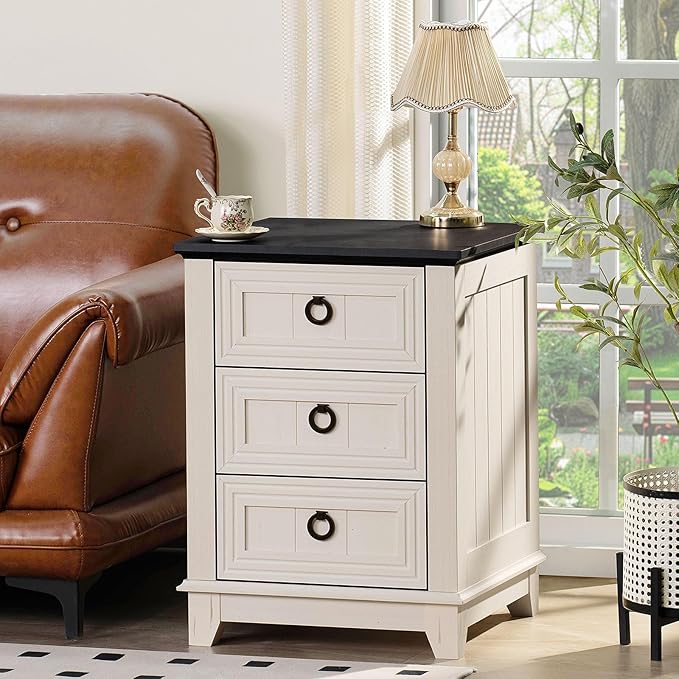 18" Farmhouse Night Stand with 3 Drawers, Wood End Table Dresser for Bedroom, White Nightstand, Bed Side Table with Metal Handle, Bedside Cabinet for Bedroom Living Room, Closet