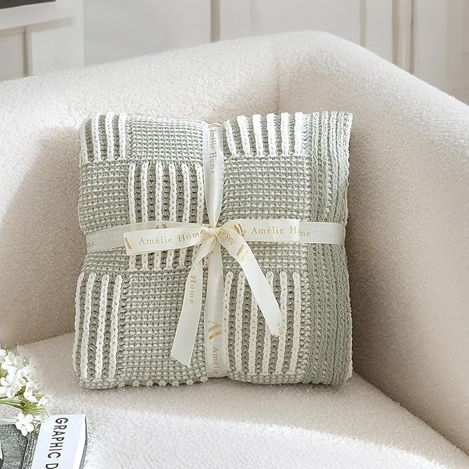 Amélie Home Chenille Knit Throw Blanket for Couch, Checkered Texture Decorative Soft Blanket for Sofa, Bed & Living Room, 50"x60", Sage Green & White