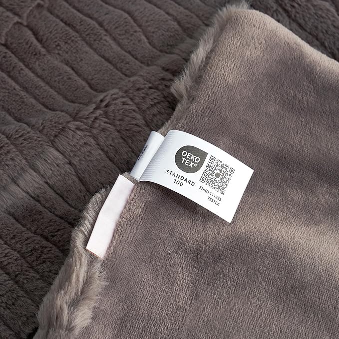 Amélie Home Luxury Striped Faux Fur Throw Blanket for Couch, Embossed Split Fur Cozy Fuzzy Fluffy Luxurious Soft Plush Sofa Chair Bed Gift Blankets for Women Men Wife Friend, 60"x80", Charcoal Gray
